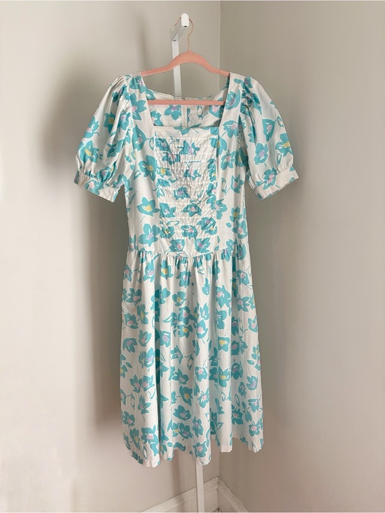 Dresses & Skirts - Vintage Prairie Midi Dress Light Gray w Blue Floral Accents Farmhouse Cottage M